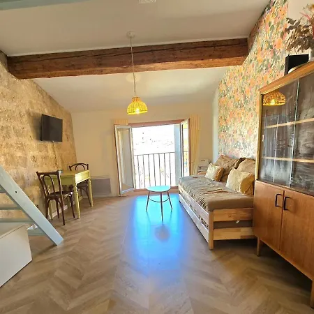 Apartment Cabanel : Nid Douillet Perche En Plein Centre Historique